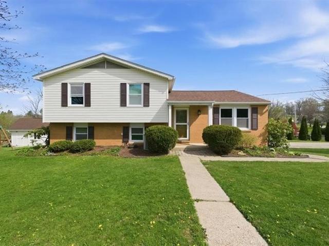 House for sale in Coraopolis, Pennsylvania