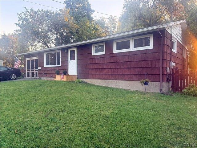 House for sale in Syracuse, New York