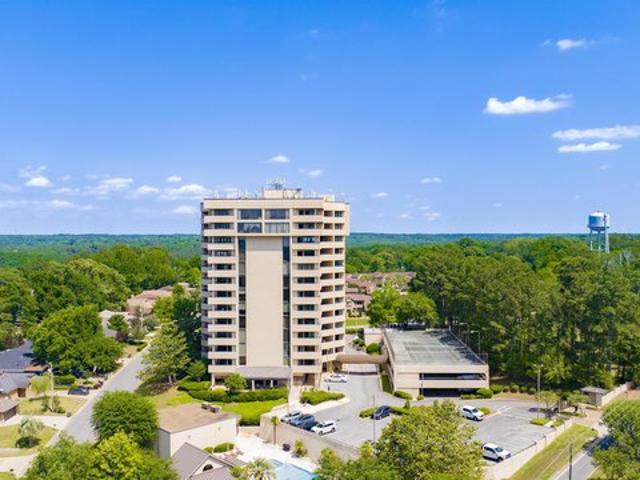 Condo for sale in Daphne, Alabama
