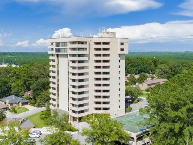 Condo for sale in Daphne, Alabama