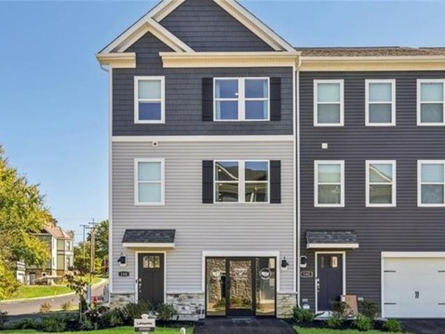 Townhouse for sale in Harmony, Pennsylvania