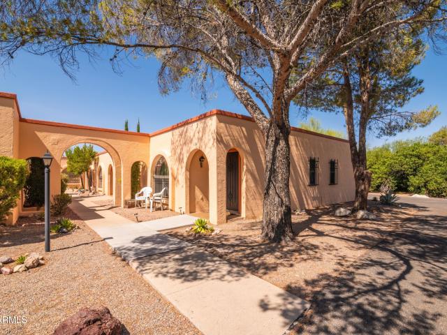 Townhouse for sale in Green Valley