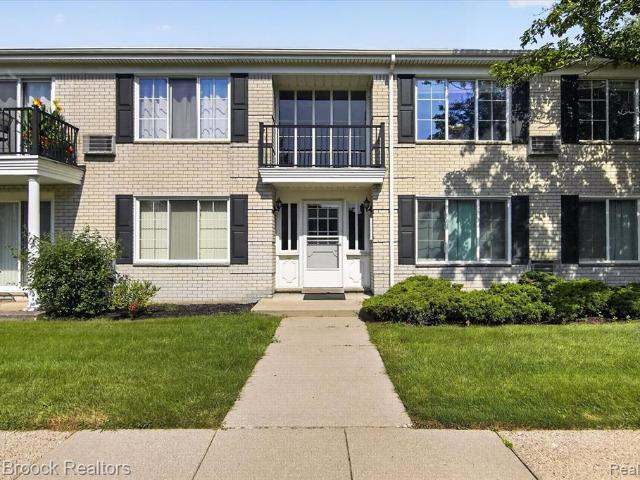Condo for sale in Michigan