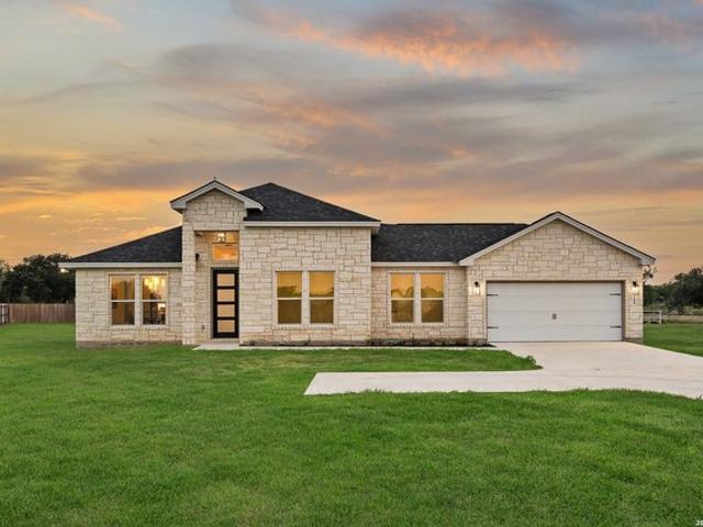 House for sale in Lytle, Texas