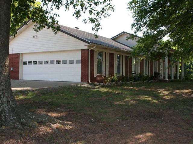 Farm for sale in Ark