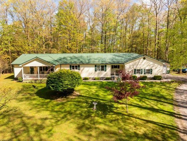 House for sale in West Virginia