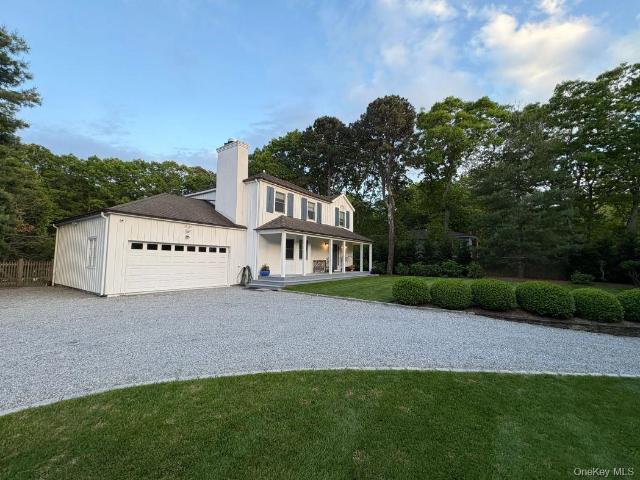 House for sale in Wainscott, Town of East Hampton