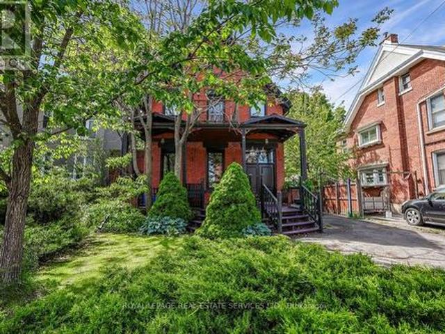 House for sale in Ancaster, Ontario