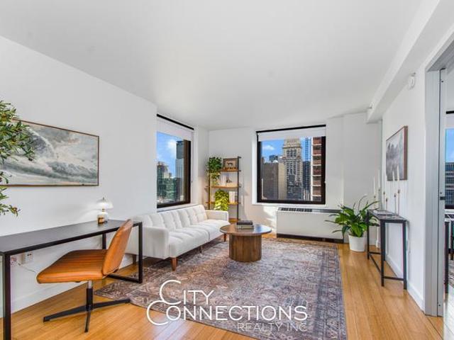 Condo for sale in Arverne, New York