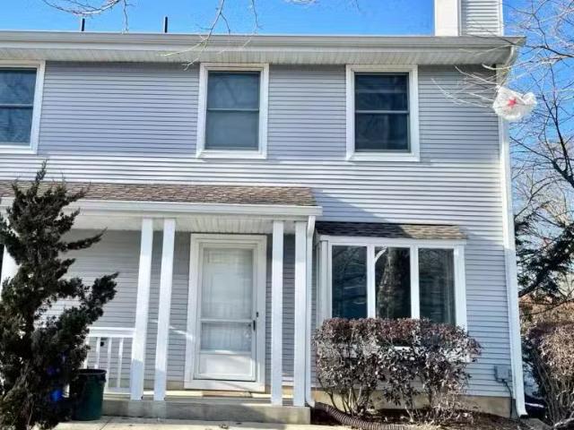 Condo for rent in Princeton