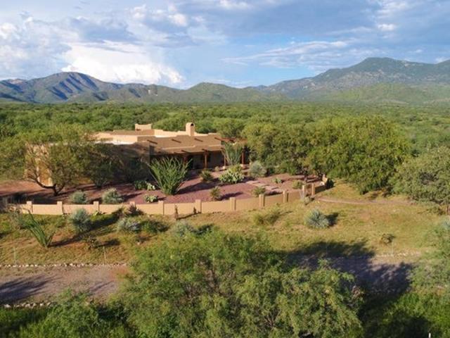 House for sale in Nogales, Arizona
