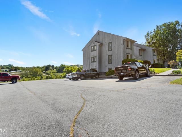 Condo for sale in Virginia