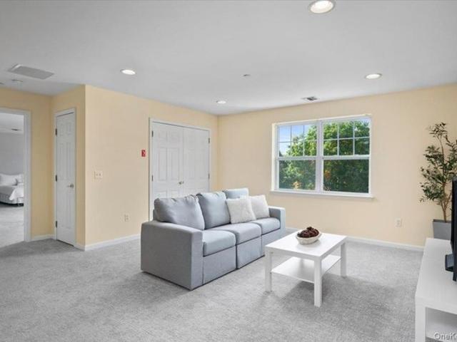 Condo for sale in Village/Town of Mount Kisco, Westchester County