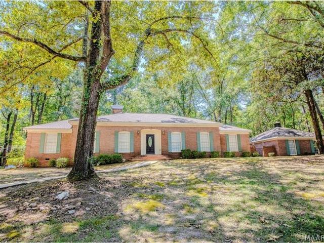 House for sale in Elmore, Alabama
