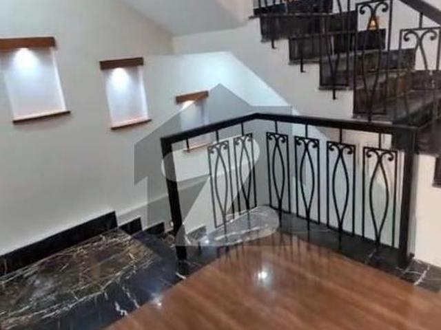 House for sale in 8 ڈی ایچ اے فیز, کراچی ڈویژن