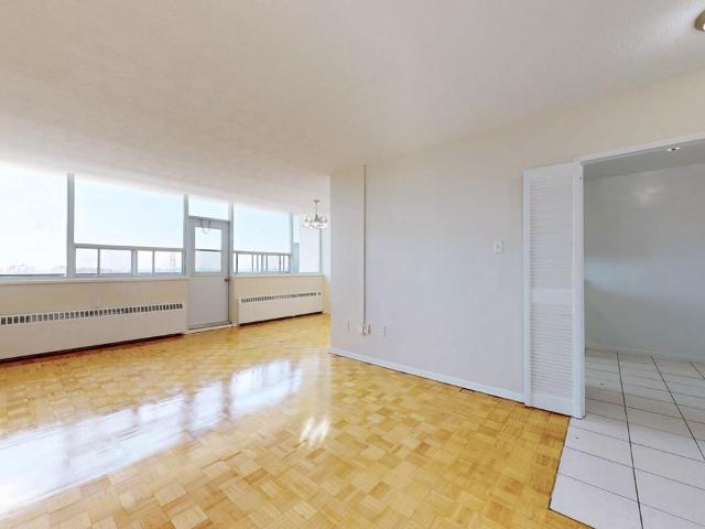 Apartment for rent in Woburn, Ontario