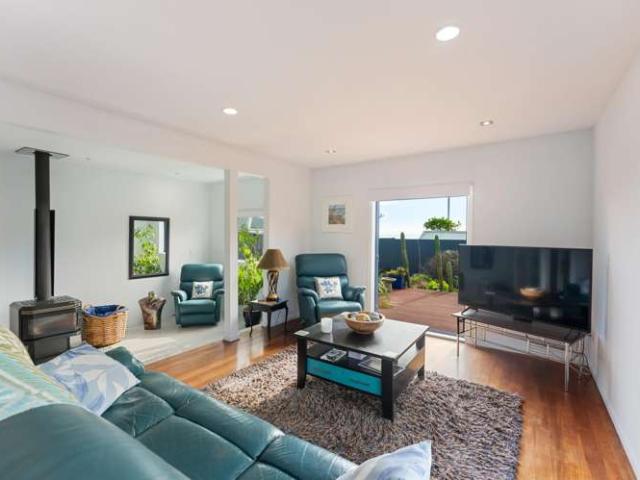 House for sale in Ōtaki Beach, Kāpiti Coast District