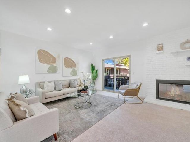 Condo for sale in Mountain View, California