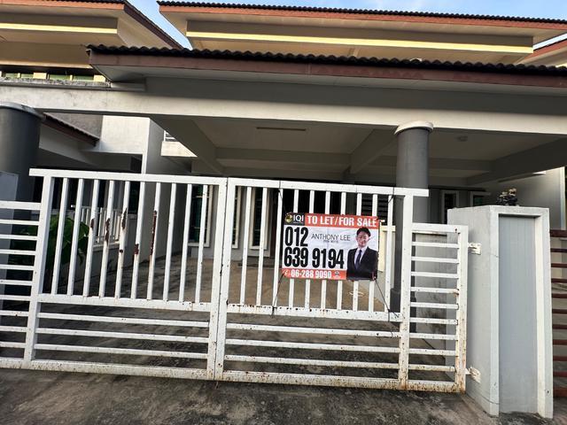 Terraced House for sale in Cheng, Malaka