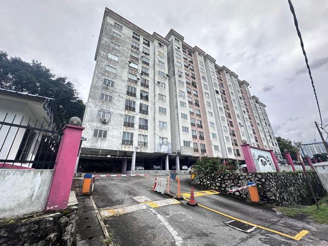 Flat for sale in Kajang, Langat
