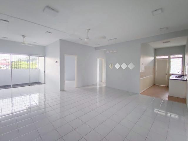 Apartment for sale in Kajang, Langat