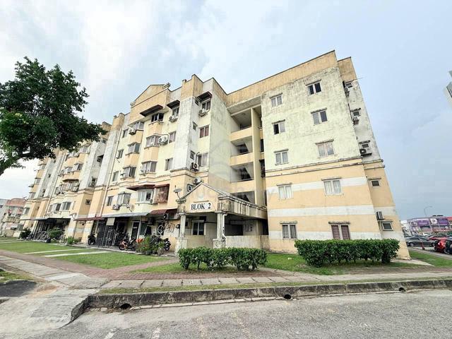 Condominium for sale in Petaling, Alam Impian