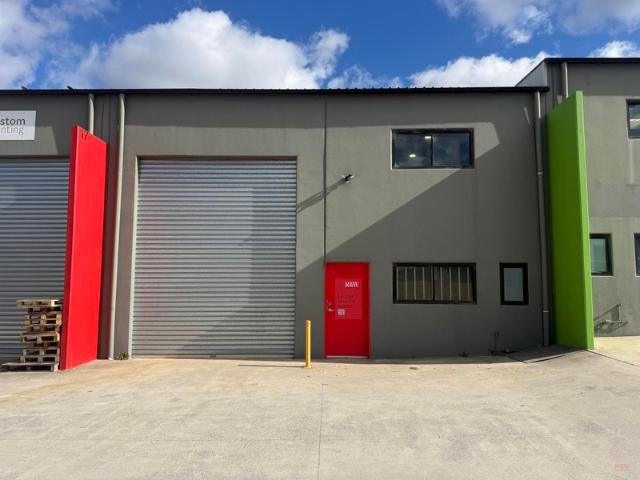 Warehouse for rent in Manchester Square, New South Wales