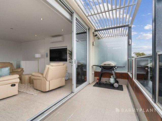 Townhouse for rent in Camerons Creek, Victoria