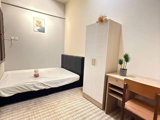 Room for rent in Country Heights Damansara, Kuala Lumpur