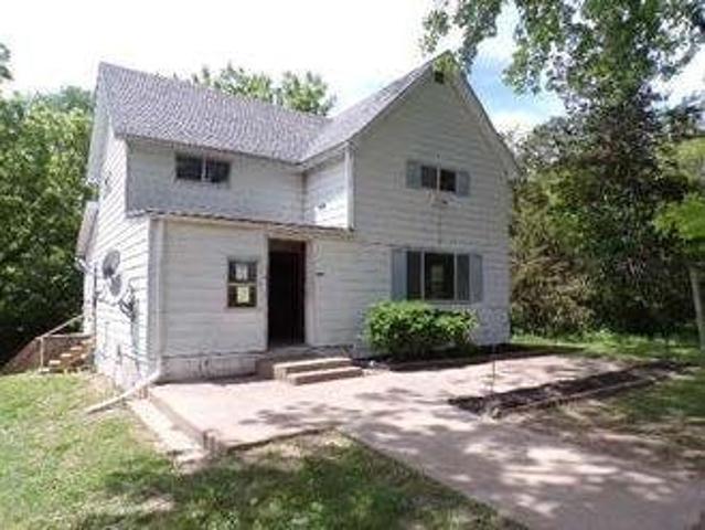 House for sale in Davenport, Iowa