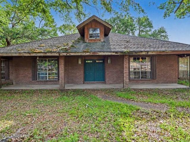 House for sale in Moss Point, Mississippi
