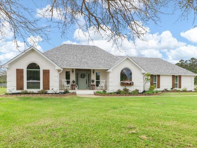 Property for sale in Gilchrist, Texas