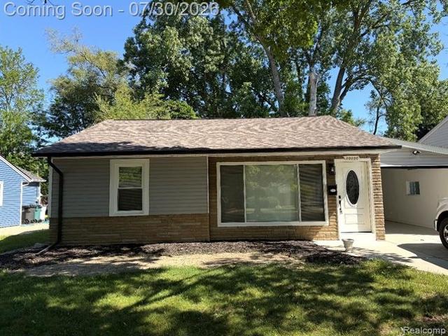 House for sale in Oak Park, Michigan