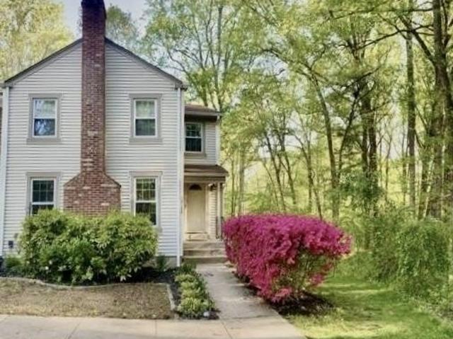 Townhouse for sale in Virginia