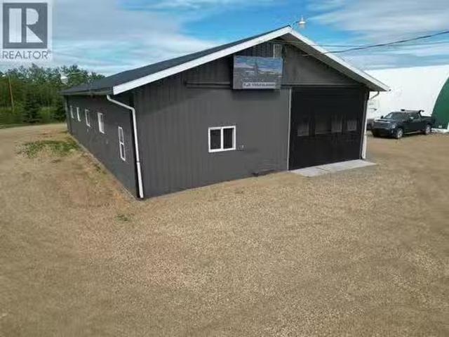 House for sale in Dawson Creek, British Columbia
