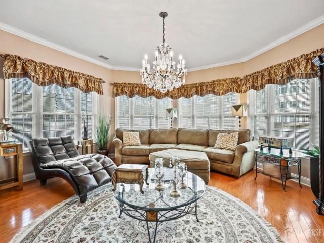 Townhouse for sale in Cliffwood, New Jersey