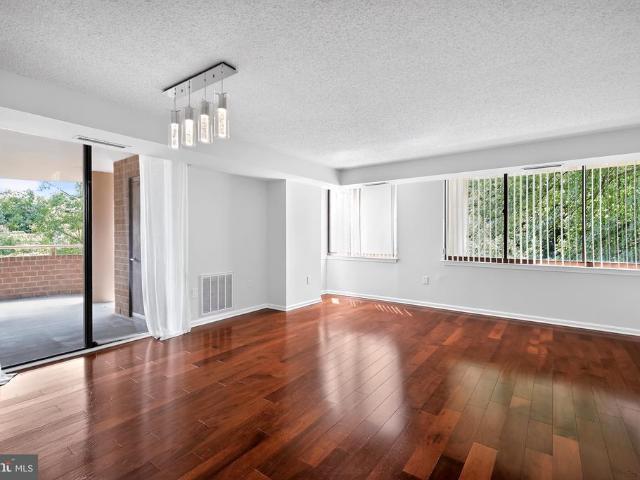 Condo for sale in Bethesda, Maryland