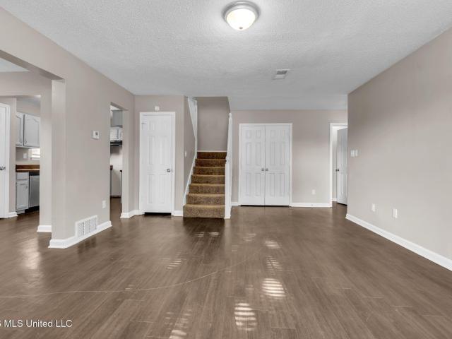 House for sale in Nesbit, Mississippi