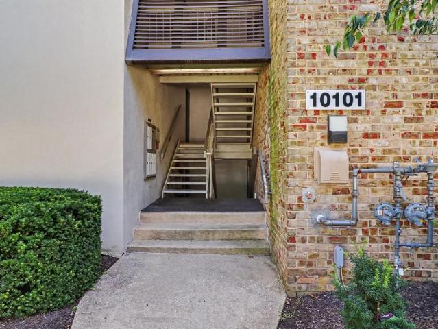 Condo for sale in Annapolis Junction, Maryland
