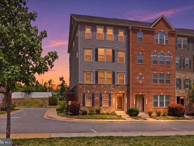 Condo for sale in Lanham, Maryland