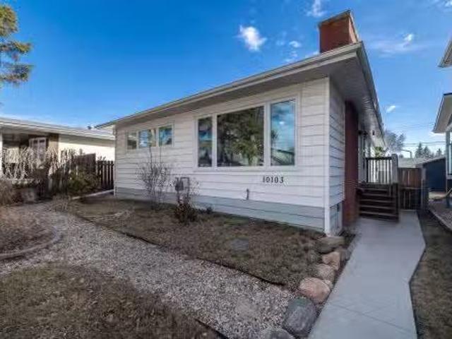 House for sale in Fort Saskatchewan, Alberta