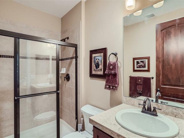 Townhouse for rent in Englewood