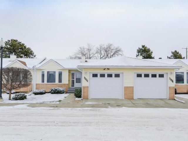 Townhouse for sale in Morinville, Alberta