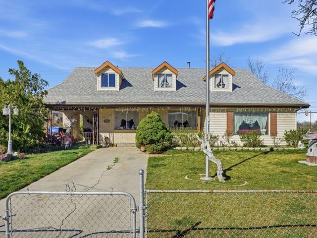 House for sale in Sandy, Utah
