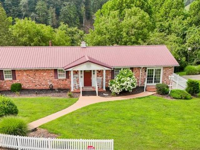 House for sale in West Virginia