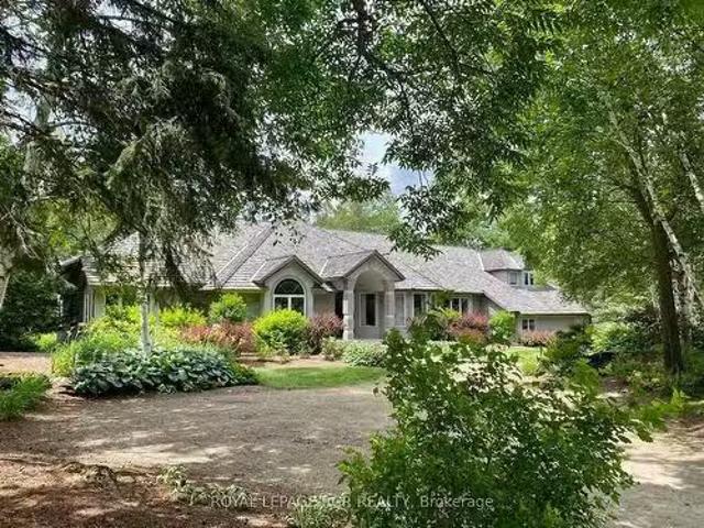 House for sale in Dufferin, Ontario