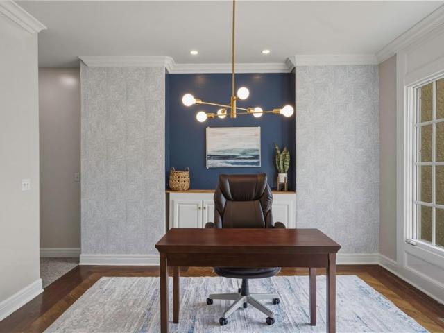 House for sale in Amber Lakes, Kansas City