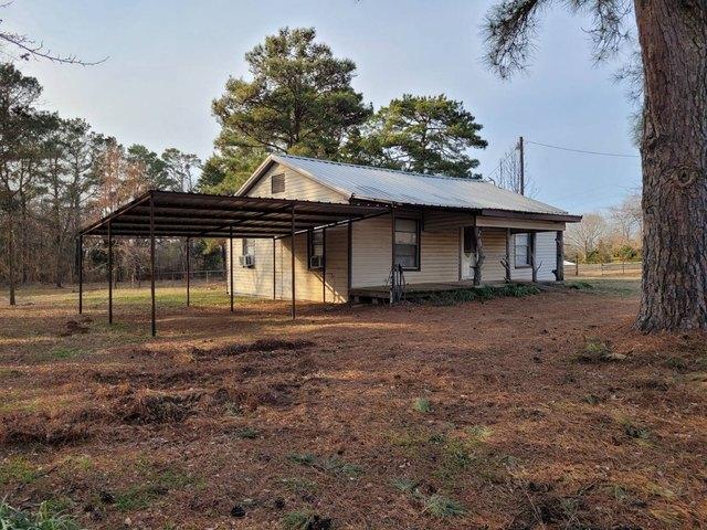 House for sale in Detroit, Texas