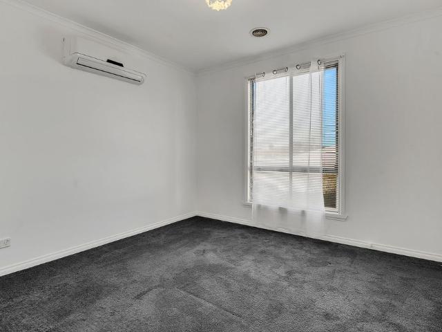 Townhouse for rent in Camerons Creek, Victoria