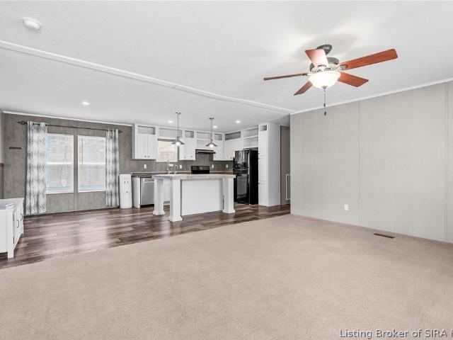 House for sale in Pekin, Indiana
